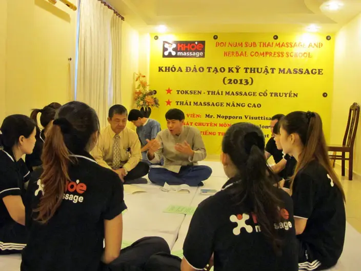 Toksen training course with Thai masters at Khoẻ Spa