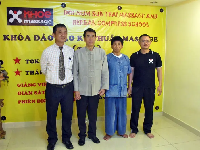 Toksen training course with Thai masters at Khoẻ Spa